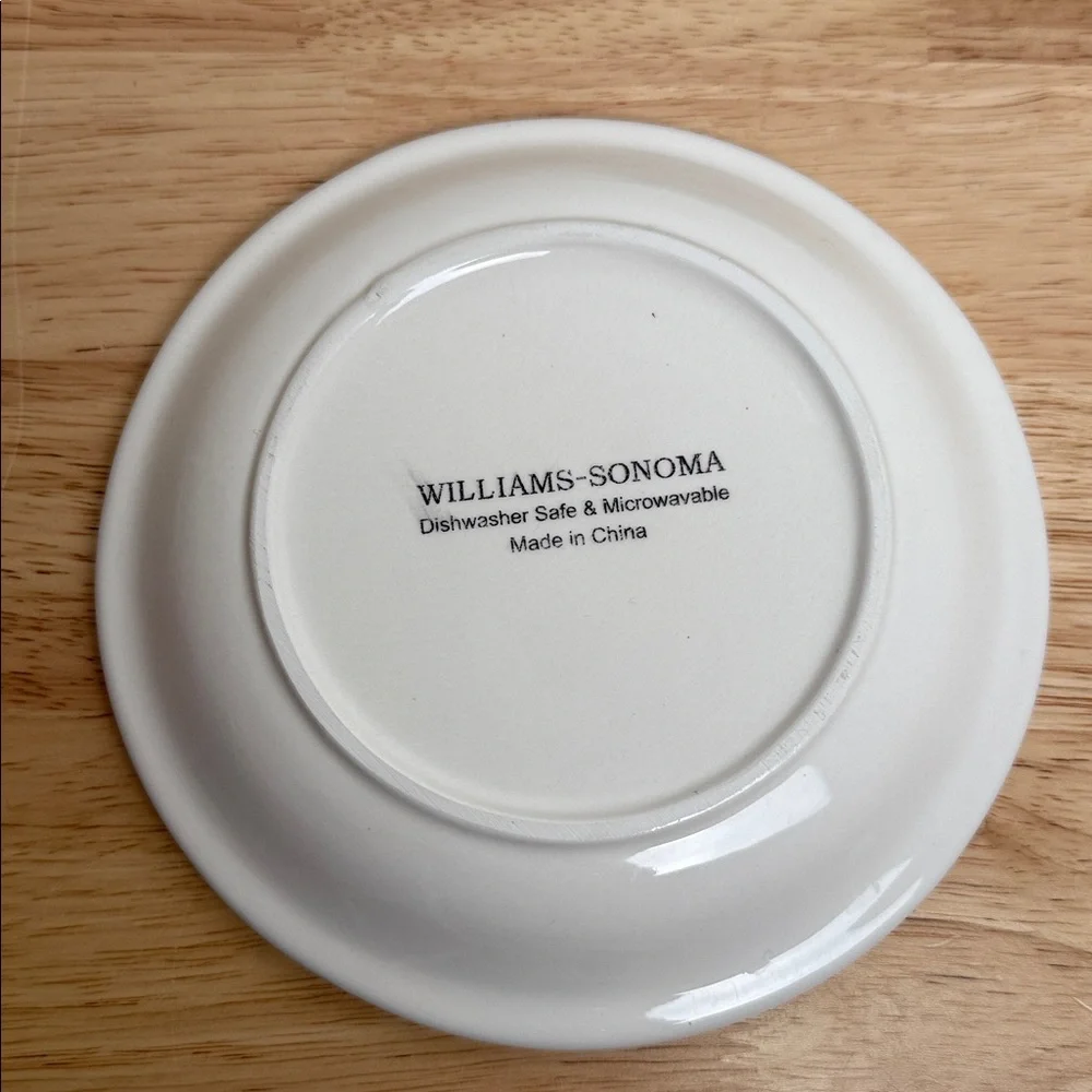 Williams Sonoma | Snowman (set of 6) Dessert Plates - Festive Red 2006